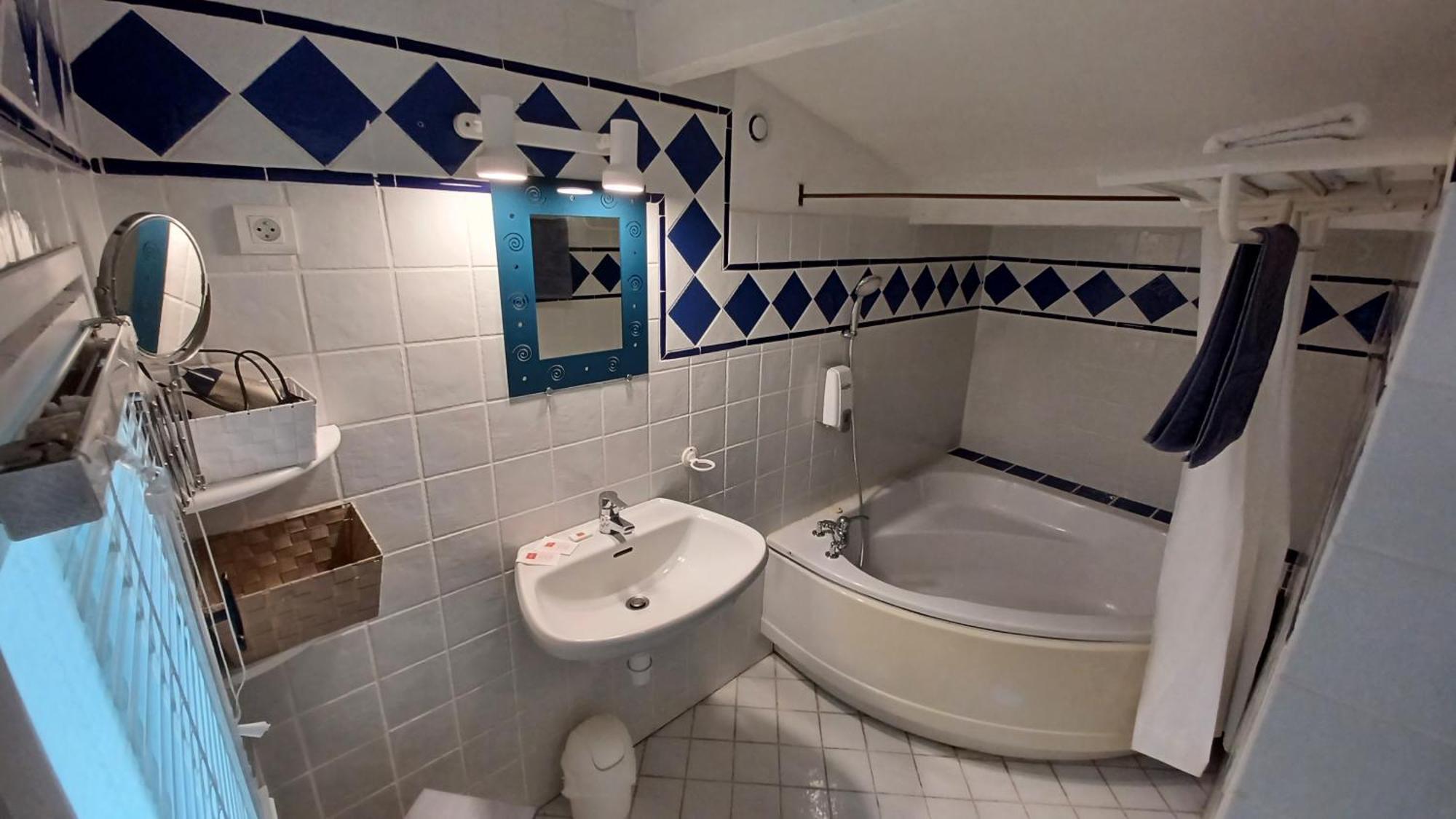 Hotel Bel Valen Le Val Rum bild
